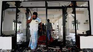 سريلانكا: فرض حظر التجوال عقب هجمات على مساجد ومتاجر المسلمين