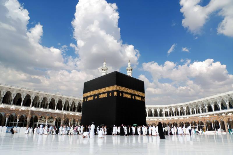 العَجلةُ إلى أوامره سبحانه وتعالى