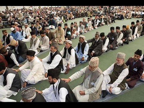 النيابة الجزائرية تطالب بالسجن لأتباع 