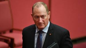 سيناتور أسترالي يدعو إلى استقبال الأوربيين المسيحيين  