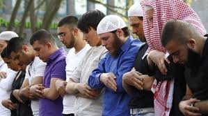 أكثر من نصف الشعب الألماني لازال يرى الإسلام غير ملائم  