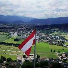 شكوى ضد نائب رئيس وزراء النمسا لمعاداته المسلمين 